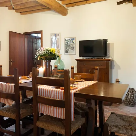 Feriehus Casale Gli Olivi Di Dino *